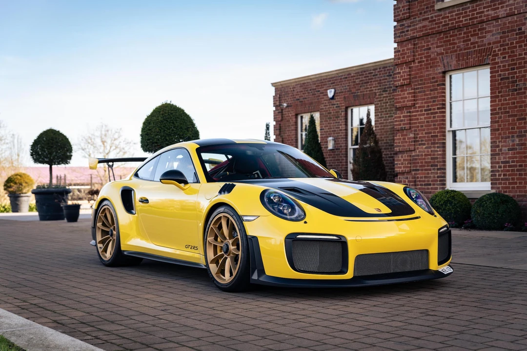 2018 Porsche 991 GT2 RS - Image 4 of 31