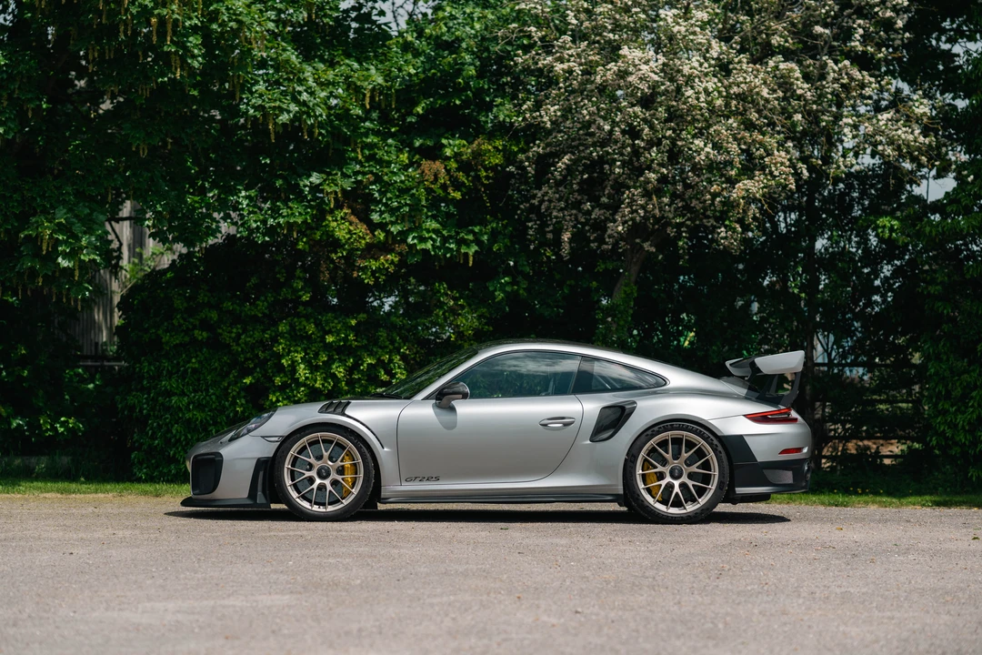 2018 Porsche 991 GT2 RS - Image 9 of 31