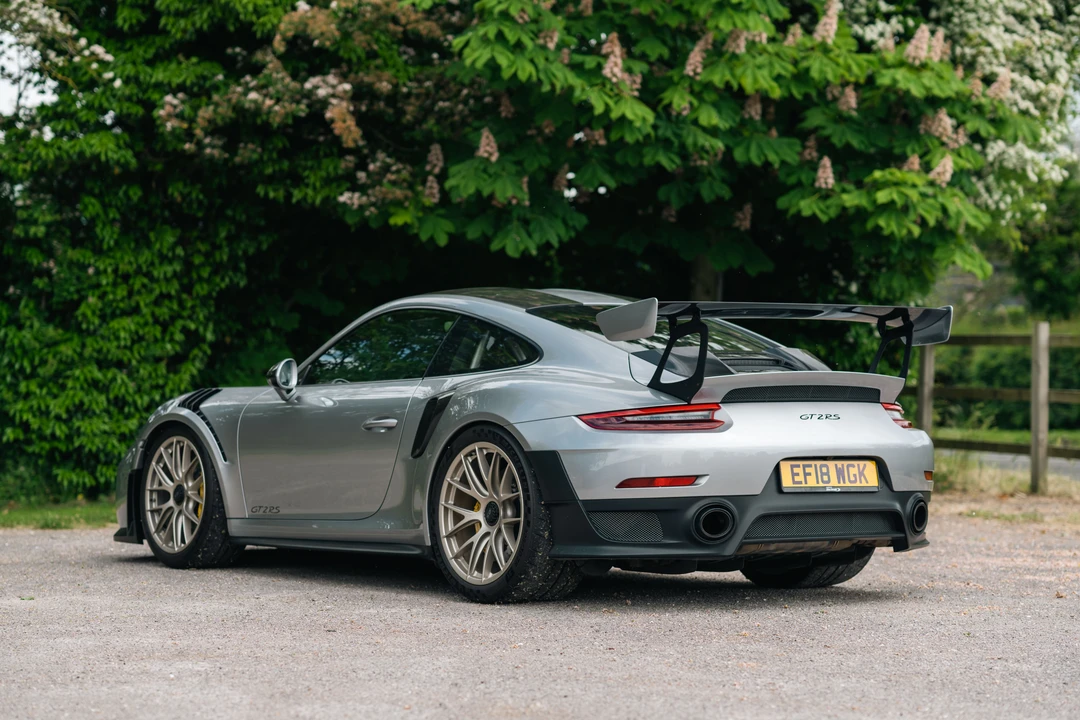 2018 Porsche 991 GT2 RS - Image 8 of 31