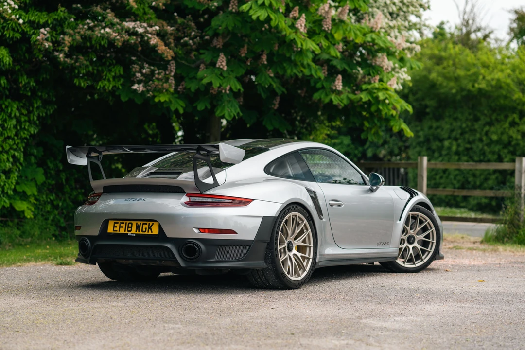 2018 Porsche 991 GT2 RS - Image 6 of 31