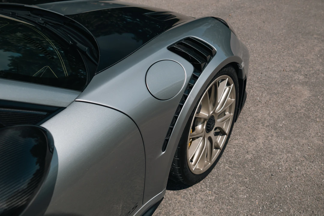 2018 Porsche 991 GT2 RS - Image 21 of 31
