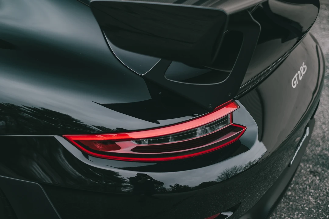 2018 Porsche 991 GT2 RS - Image 24 of 31