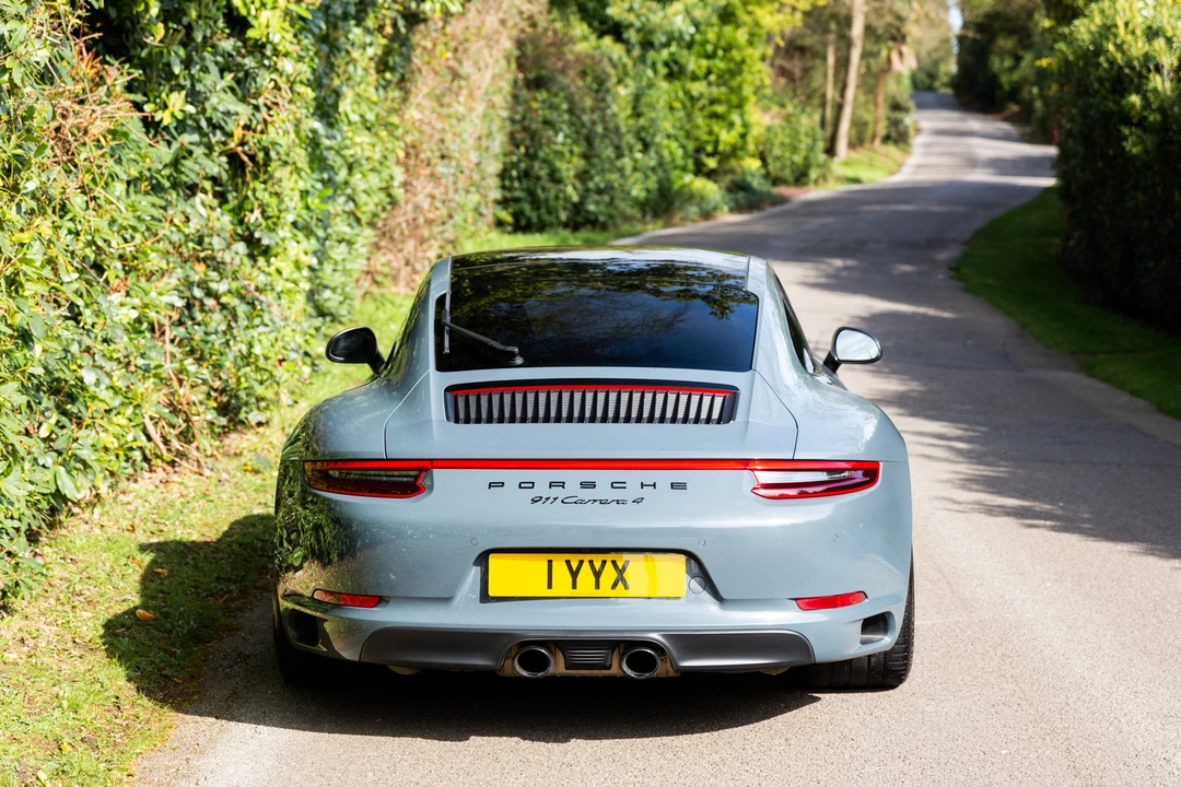 2018 Porsche 991 Carrera 4 - Image 17 of 31