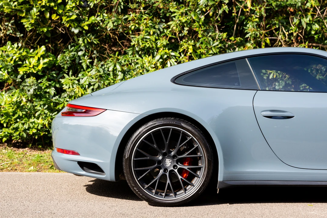 2018 Porsche 991 Carrera 4 - Image 5 of 31