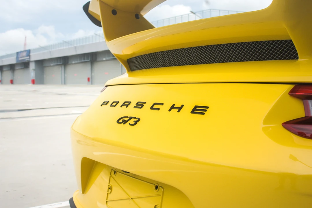 2018 Porsche 991 GT3 - Image 19 of 31