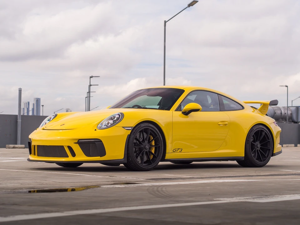 2018 Porsche 991 GT3 - Image 2 of 31