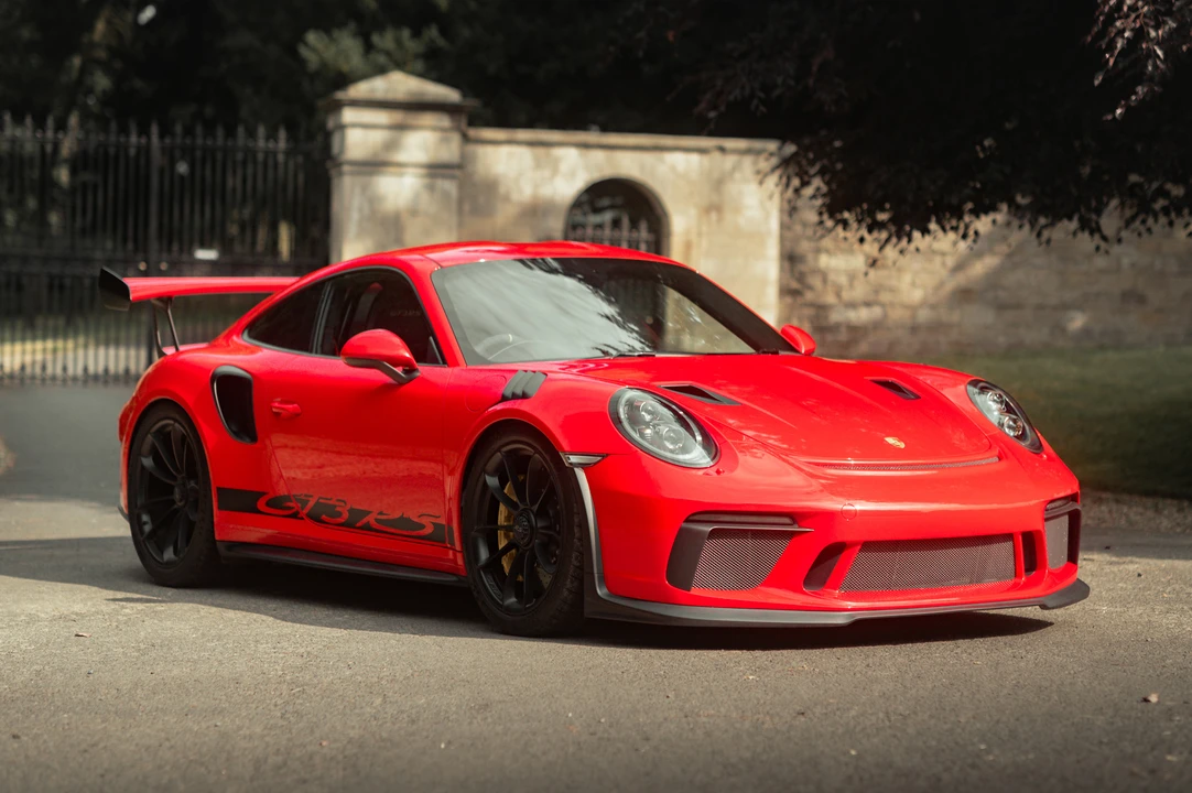2018 Porsche 991 GT3 RS - Image 2 of 31