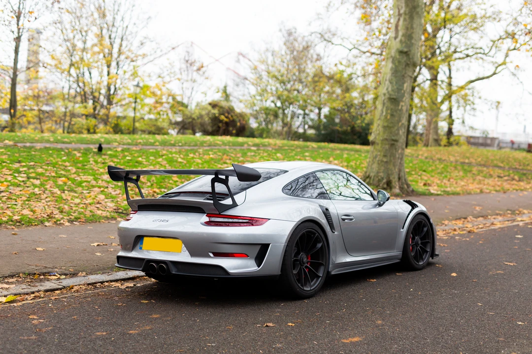 2018 Porsche 991 GT3 RS - Image 11 of 31