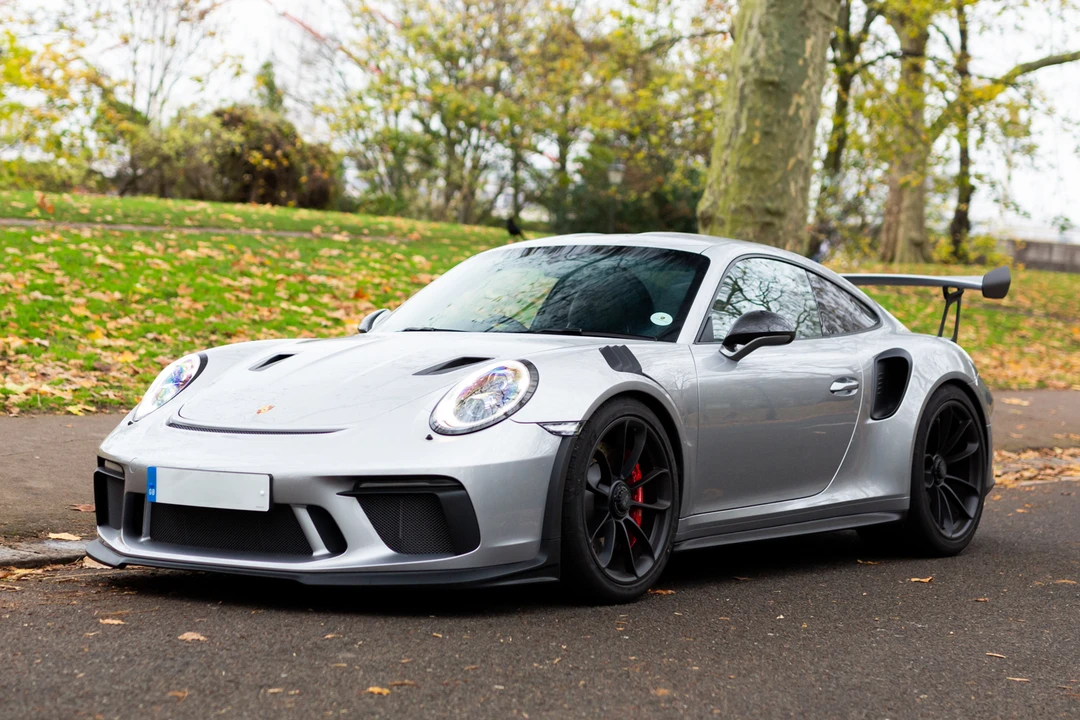 2018 Porsche 991 GT3 RS - Image 2 of 31