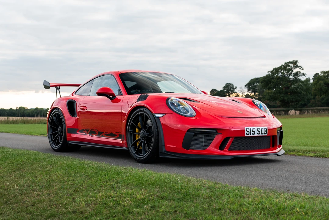 2018 Porsche 991 GT3 RS - Image 2 of 31