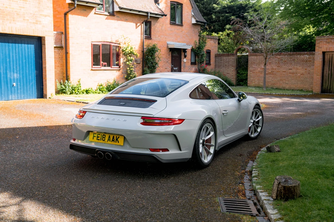 2018 Porsche 991 GT3 - Image 17 of 31