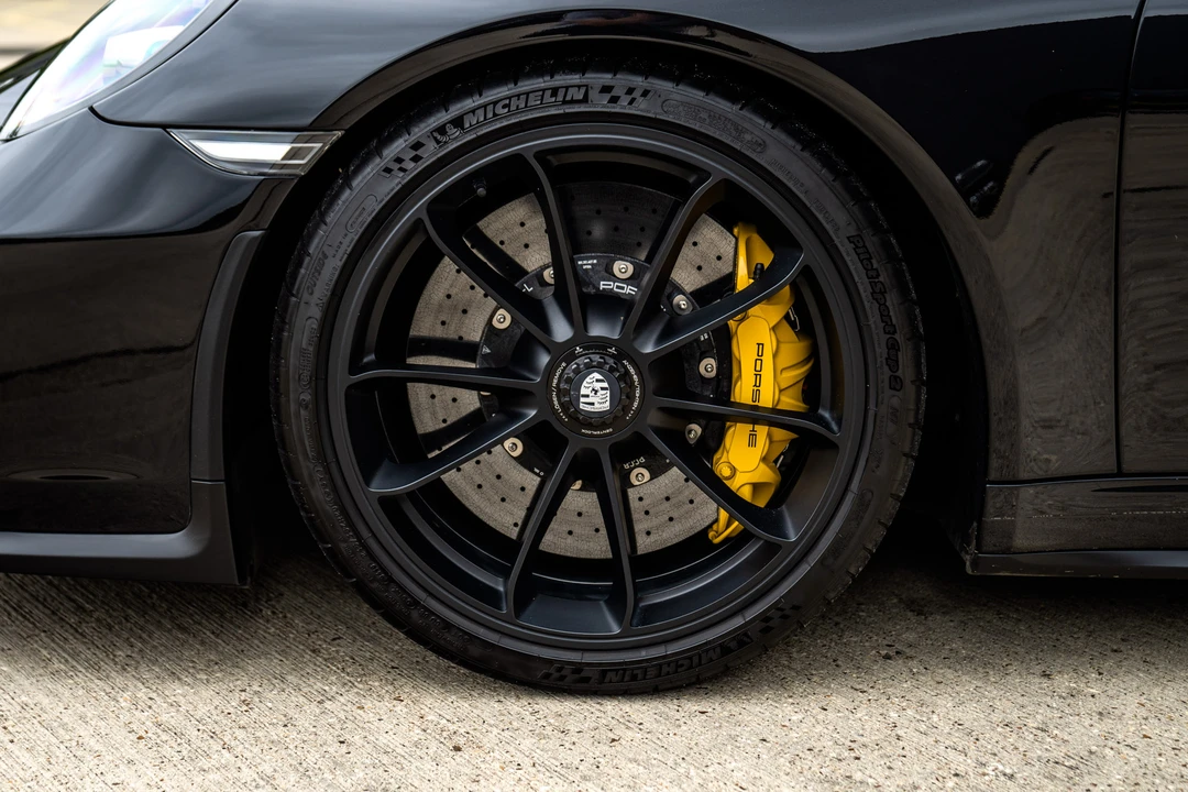 2018 Porsche 991 Carrera - Image 29 of 31