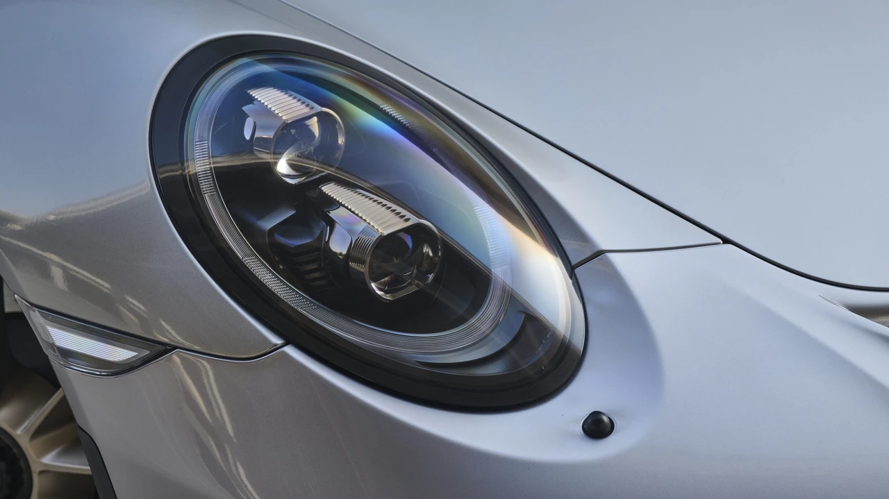2018 Porsche 991 Carrera - Image 16 of 31