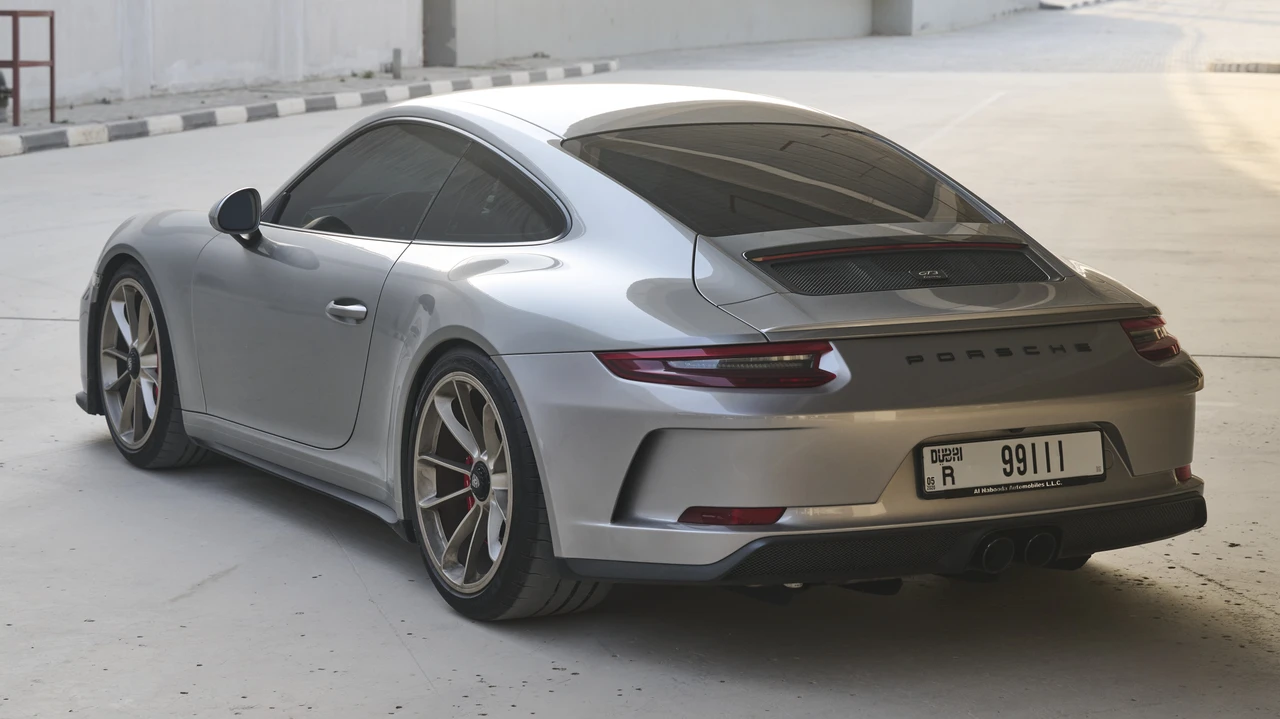 2018 Porsche 991 Carrera - Image 8 of 31