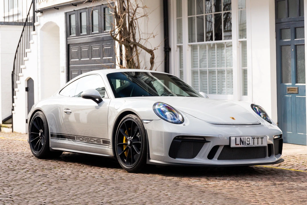 2018 Porsche 991 GT3 - Image 2 of 31