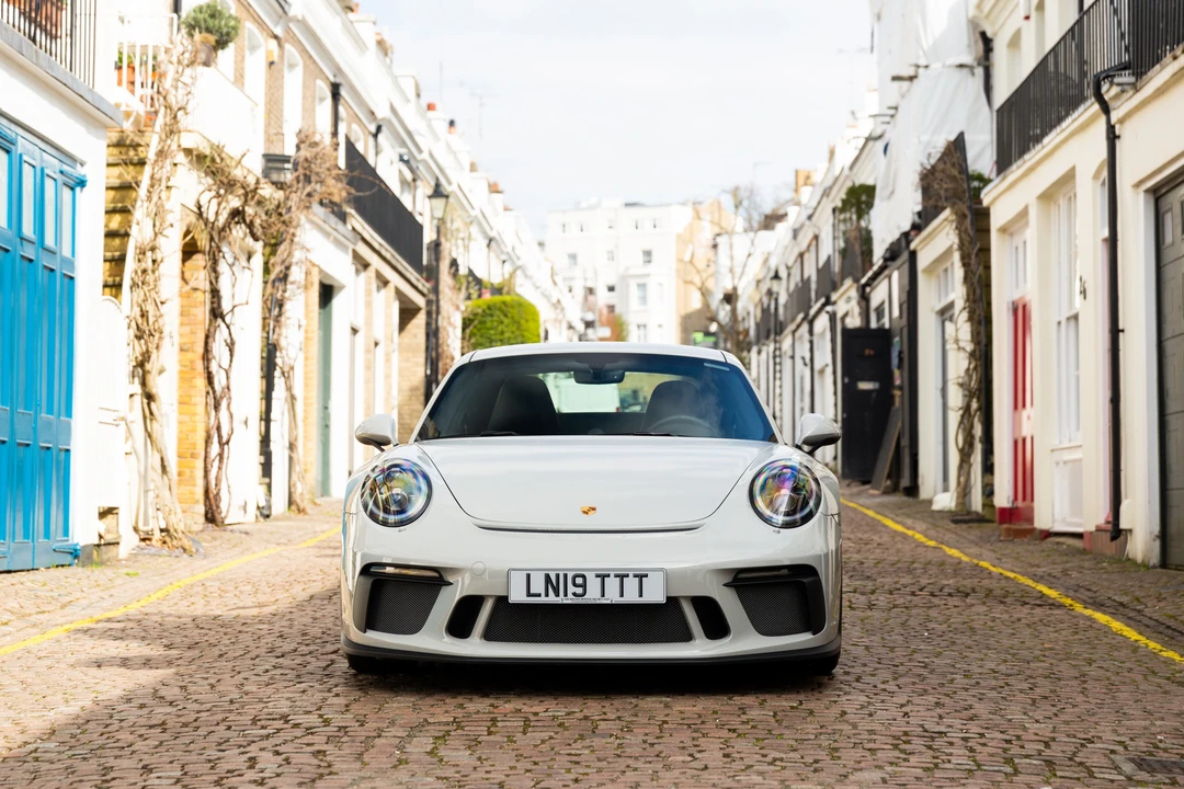 2018 Porsche 991 GT3 - Image 16 of 31