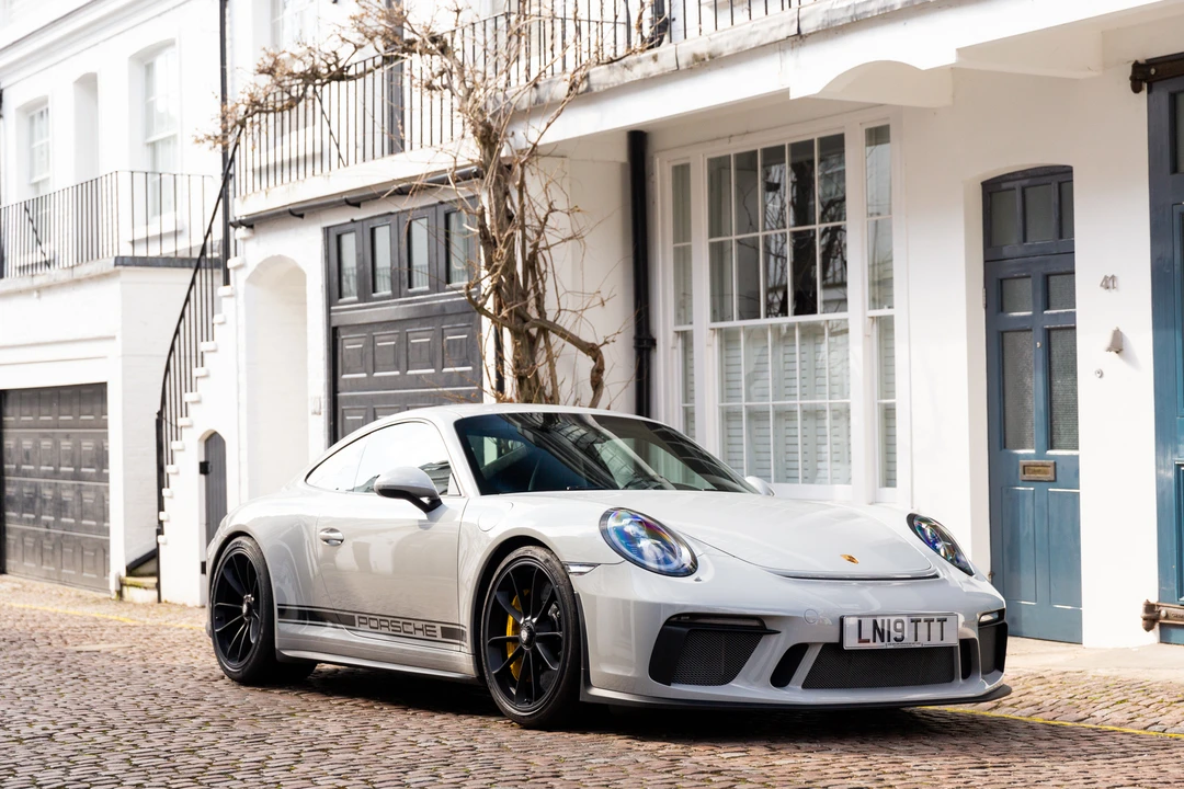 2018 Porsche 991 GT3 - Image 4 of 31