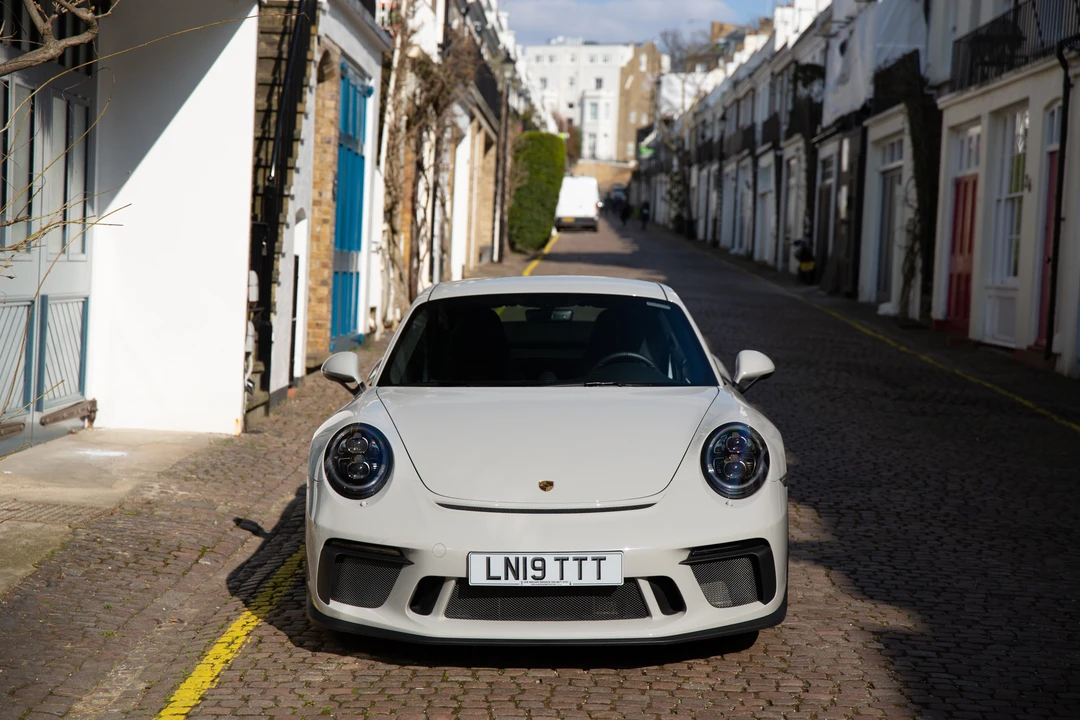 2018 Porsche 991 GT3 - Image 17 of 31