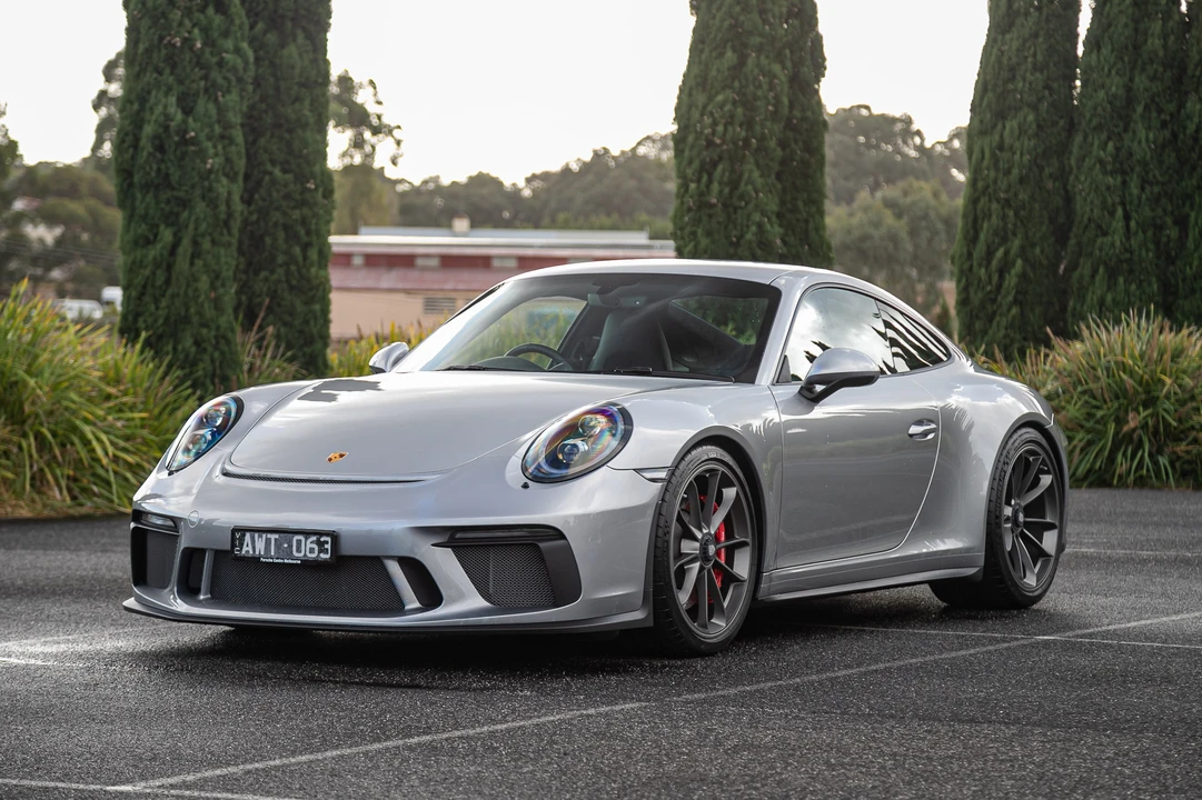 2017 Porsche 991 Carrera - Image 2 of 31