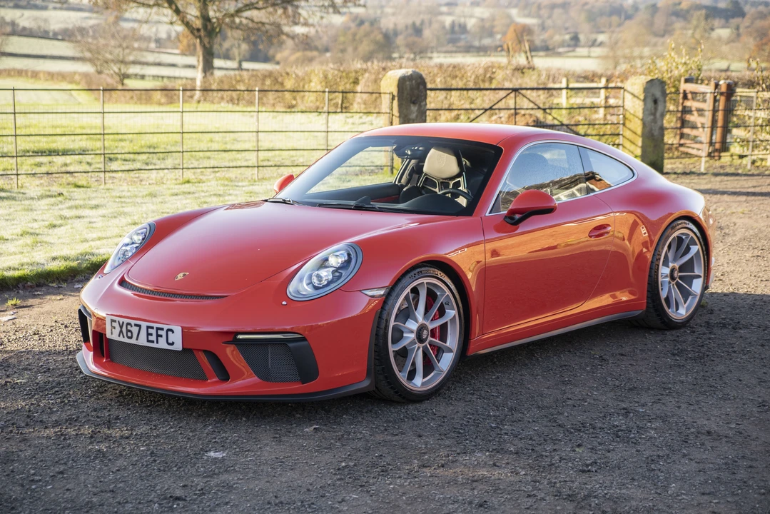 2018 Porsche 991 Carrera - Image 16 of 31
