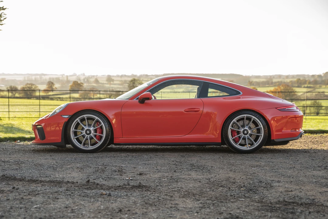 2018 Porsche 991 Carrera - Image 9 of 31