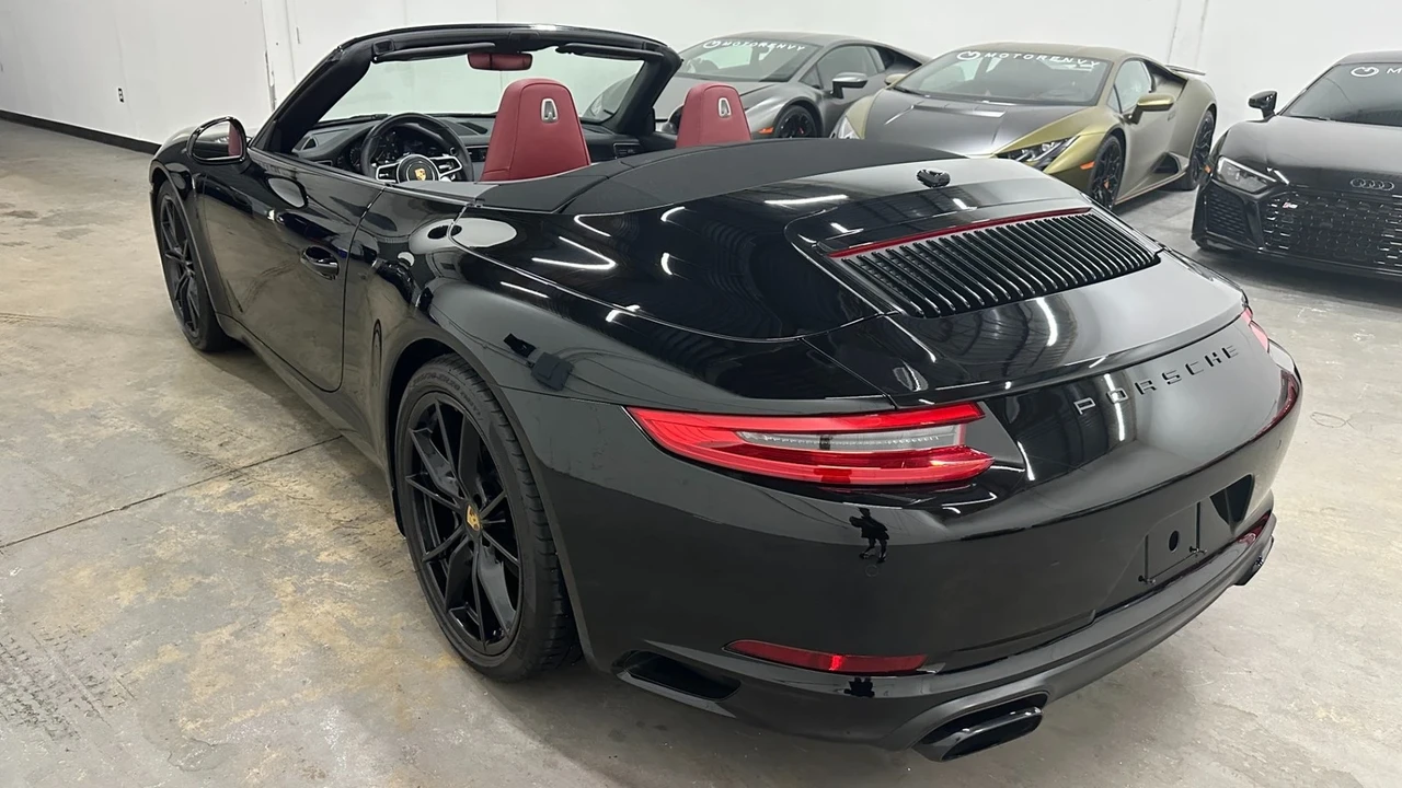 2018 Porsche 991 Carrera - Image 14 of 21