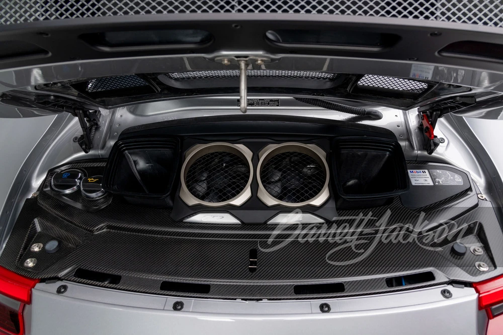 2018 Porsche 991 GT2 RS - Image 2 of 31