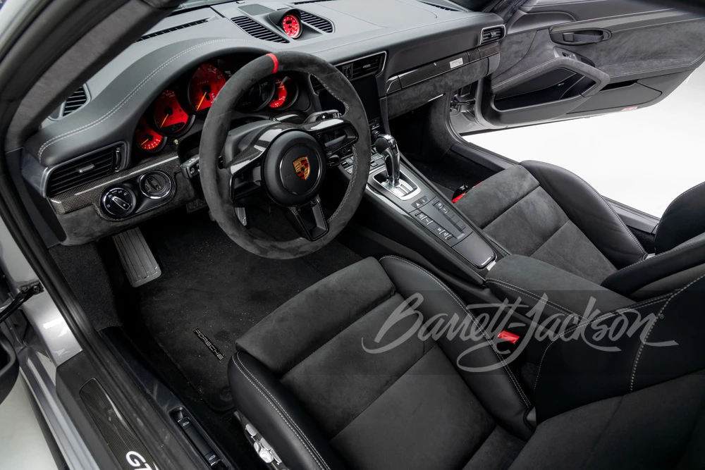 2018 Porsche 991 GT2 RS - Image 3 of 31