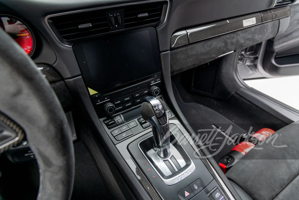 2018 Porsche 991 GT2 RS - Image 24 of 31