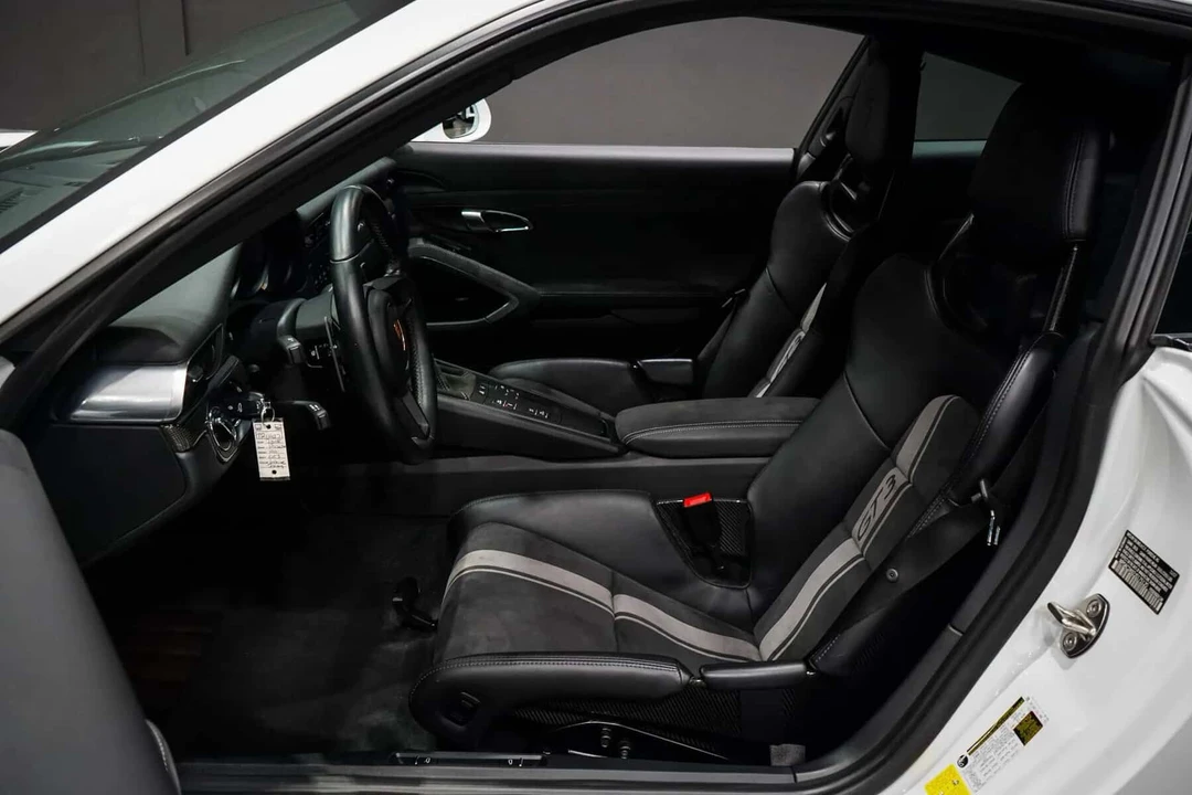 2018 Porsche 991 GT3 - Image 27 of 31