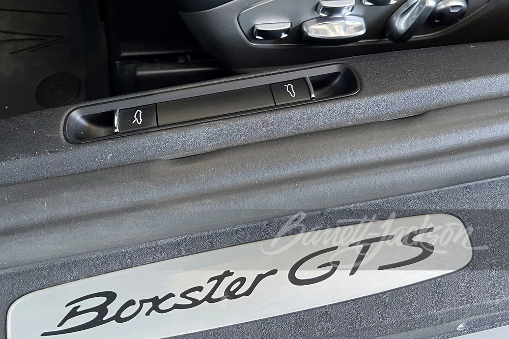 2018 Porsche 718 Boxster GTS - Image 8 of 31