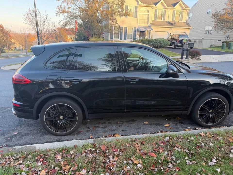 2018 Porsche 9Y0/9Y3 Cayenne - Image 3 of 10