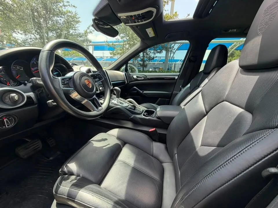 2018 Porsche 958 Cayenne - Image 13 of 14