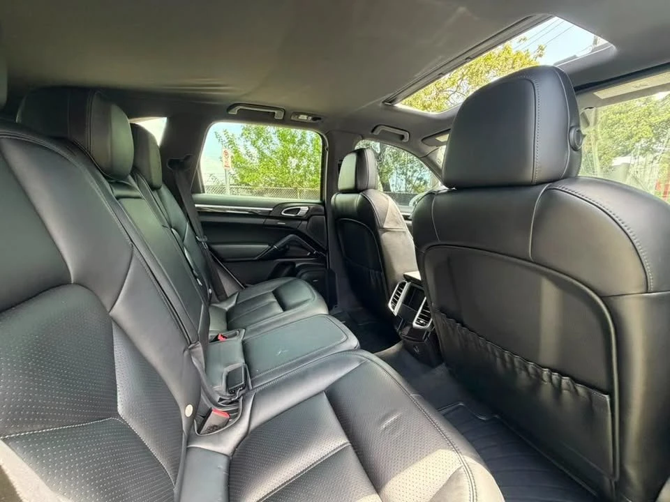 2018 Porsche 958 Cayenne - Image 12 of 14