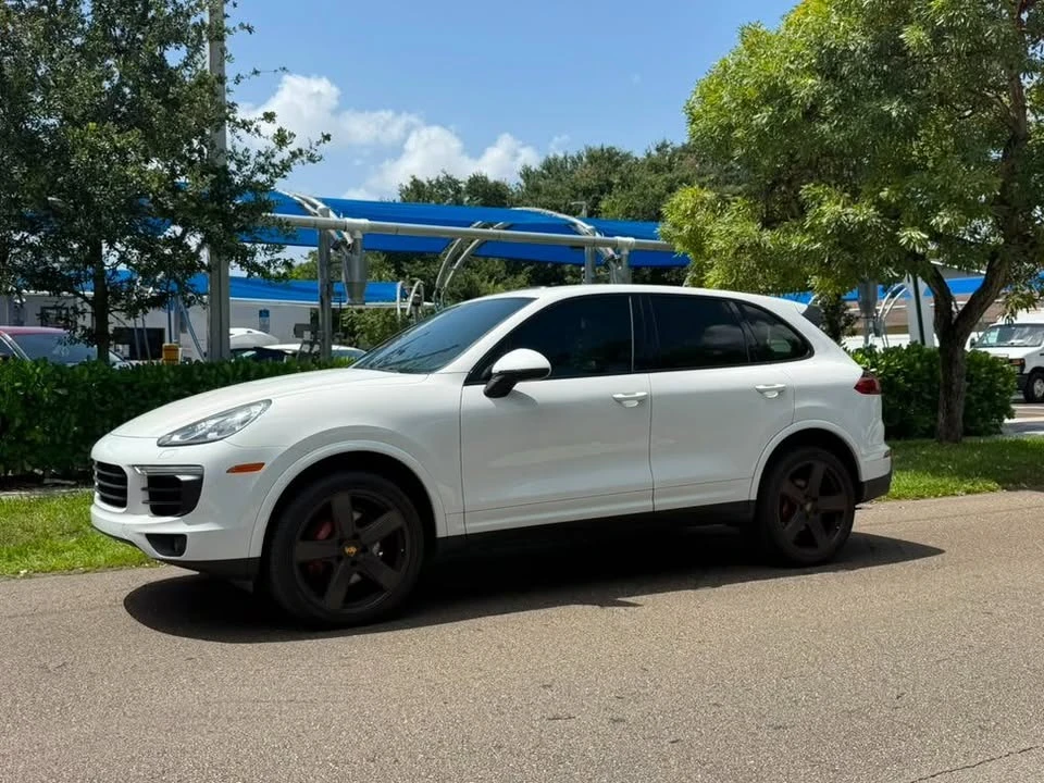 2018 Porsche 958 Cayenne - Image 3 of 14