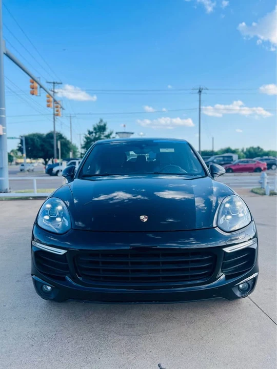2018 Porsche 958 Cayenne - Image 2 of 6