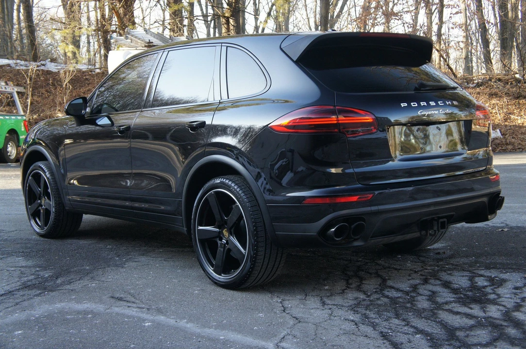 2018 Porsche 958 Cayenne Turbo - Image 8 of 31