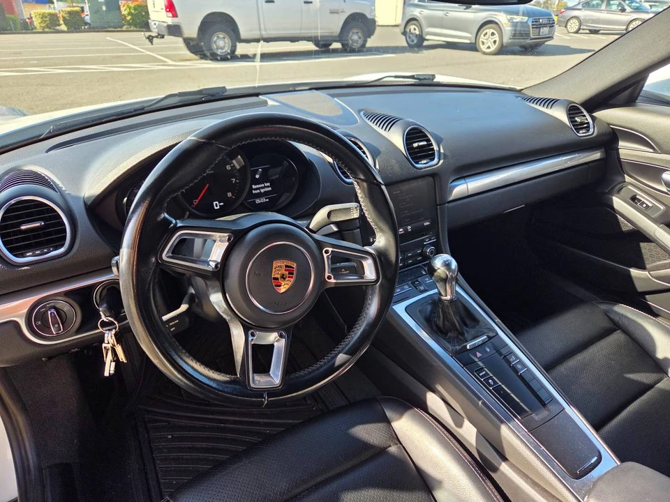2018 Porsche 718 Cayman - Image 5 of 7