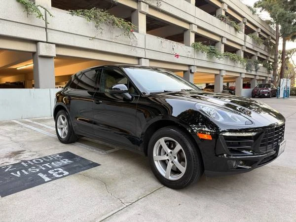 2018 Porsche Macan - Image 9 of 21