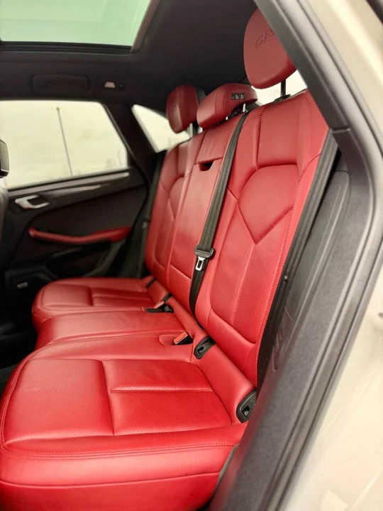 2018 Porsche Macan GTS - Image 10 of 18