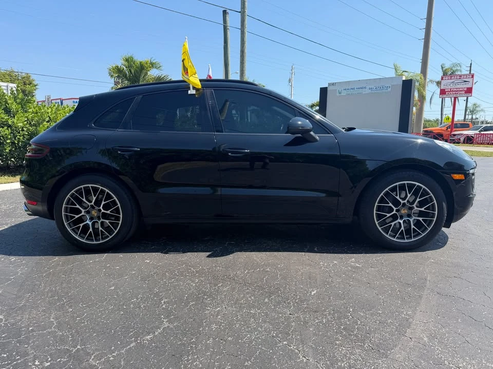 2018 Porsche Macan - Image 6 of 20