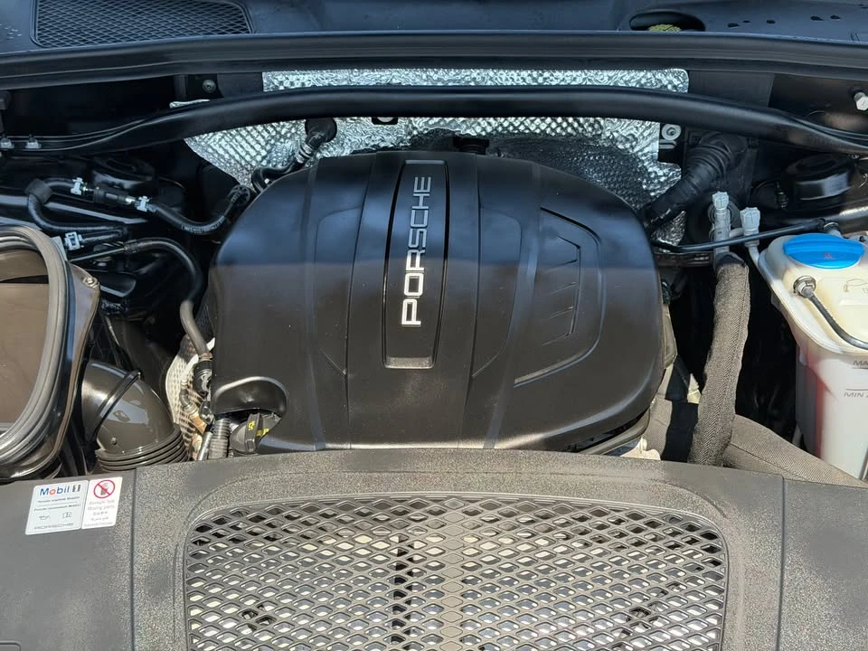 2018 Porsche Macan - Image 20 of 20