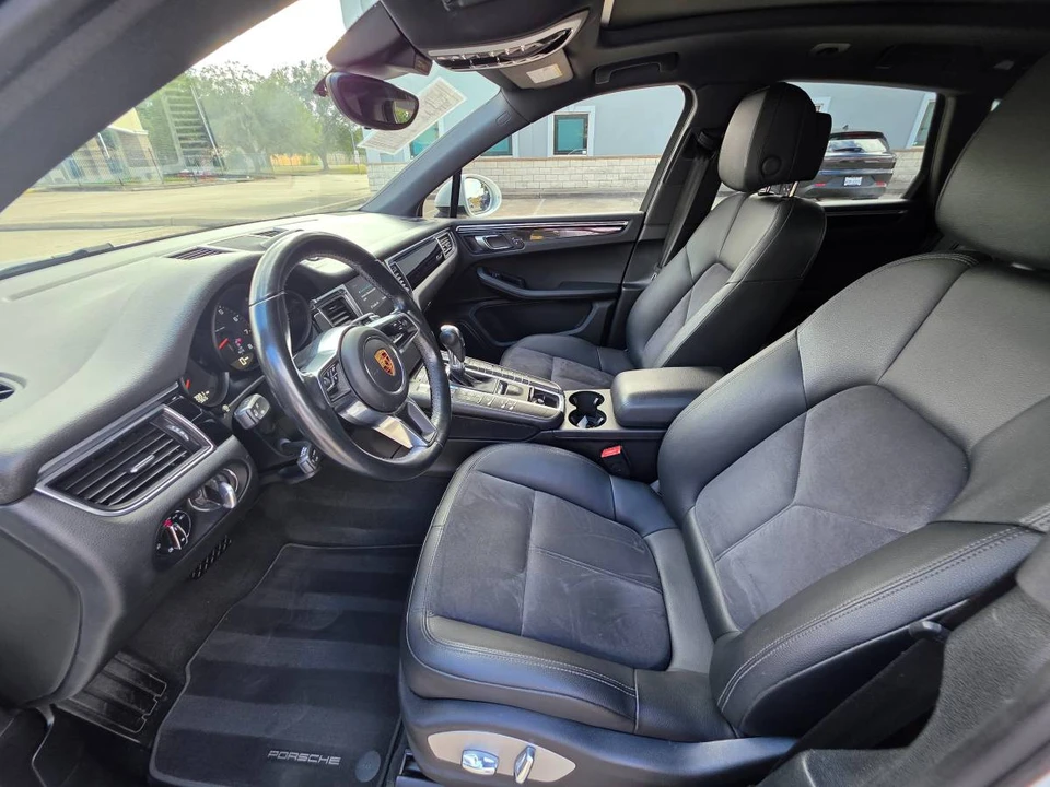 2018 Porsche Macan S - Image 8 of 24