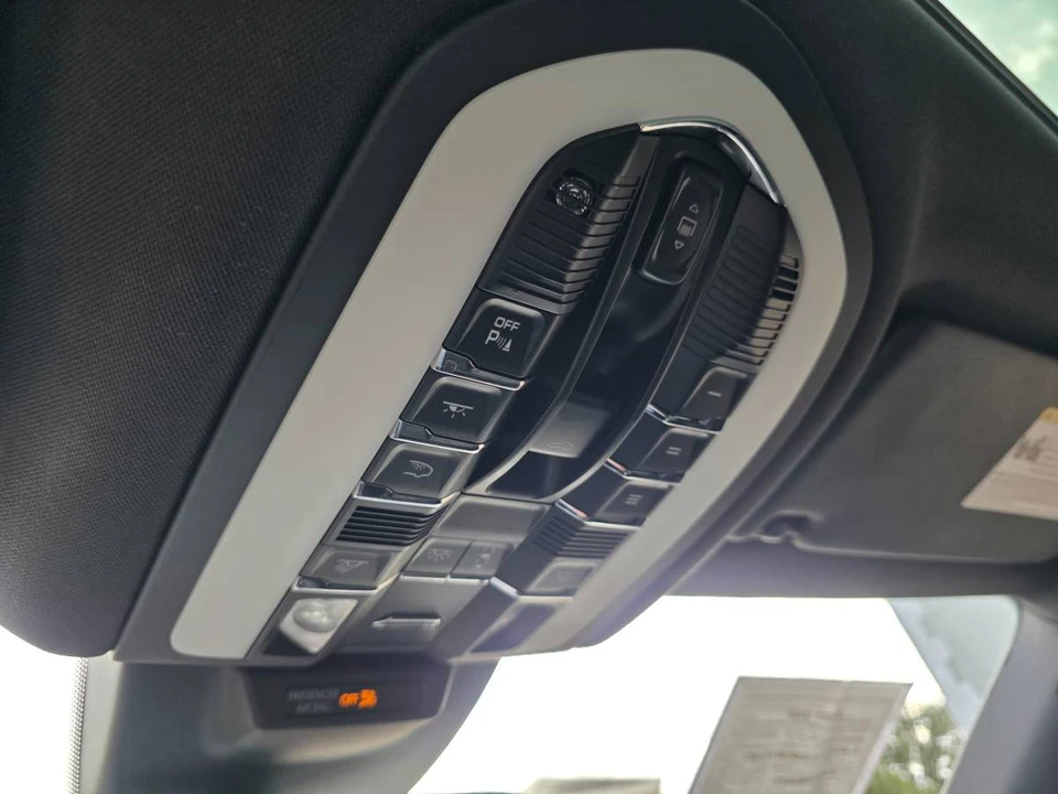 2018 Porsche Macan S - Image 21 of 24