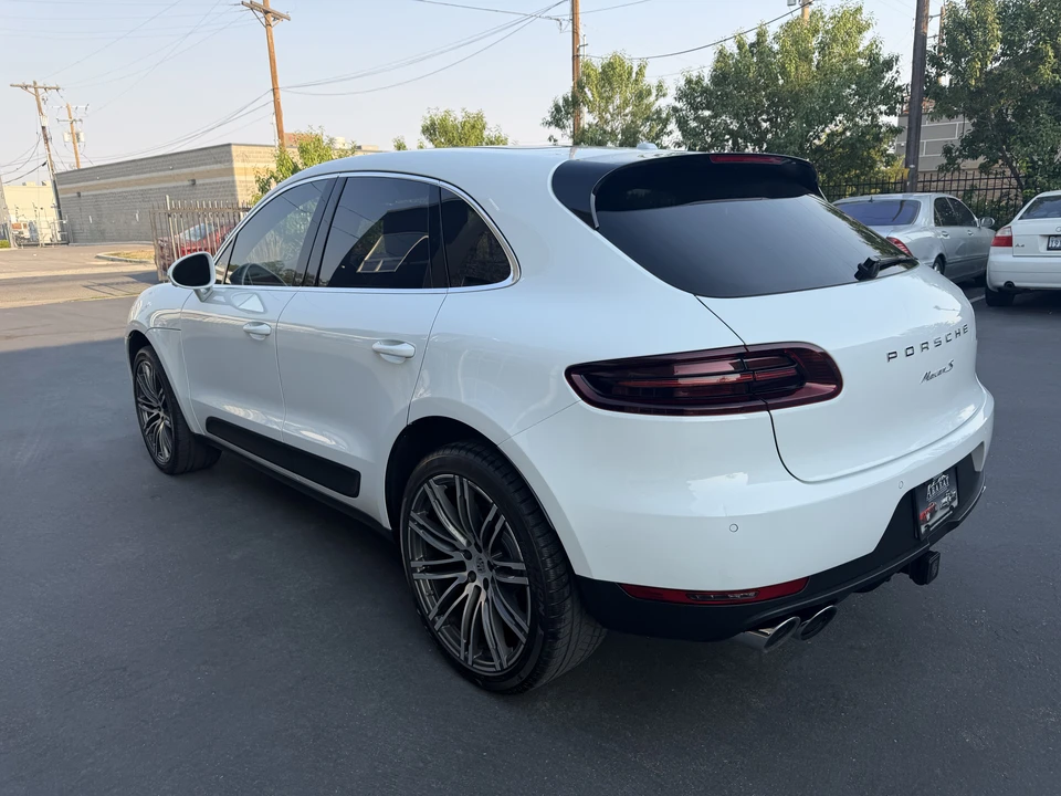 2018 Porsche Macan S - Image 24 of 31