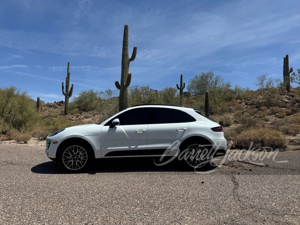 2018 Porsche Macan S - Image 9 of 21