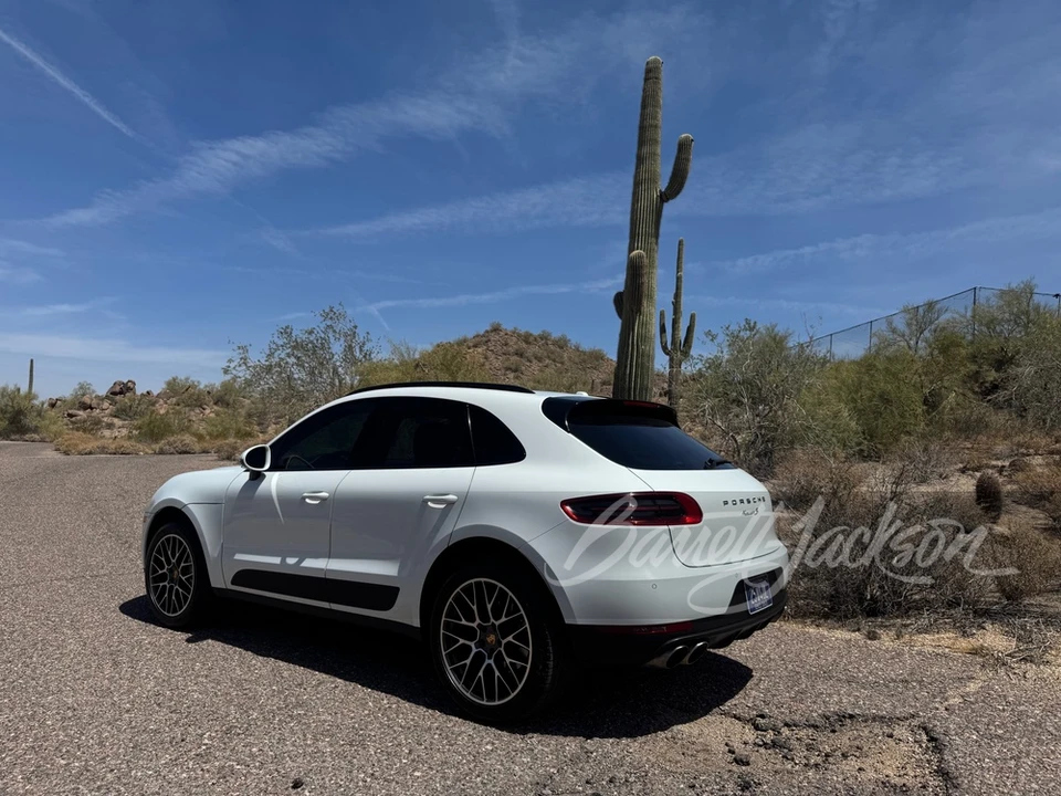 2018 Porsche Macan S - Image 10 of 21