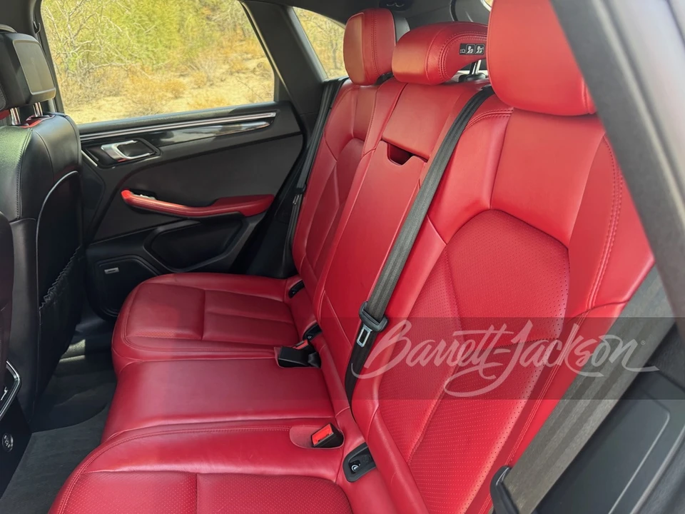 2018 Porsche Macan S - Image 17 of 21