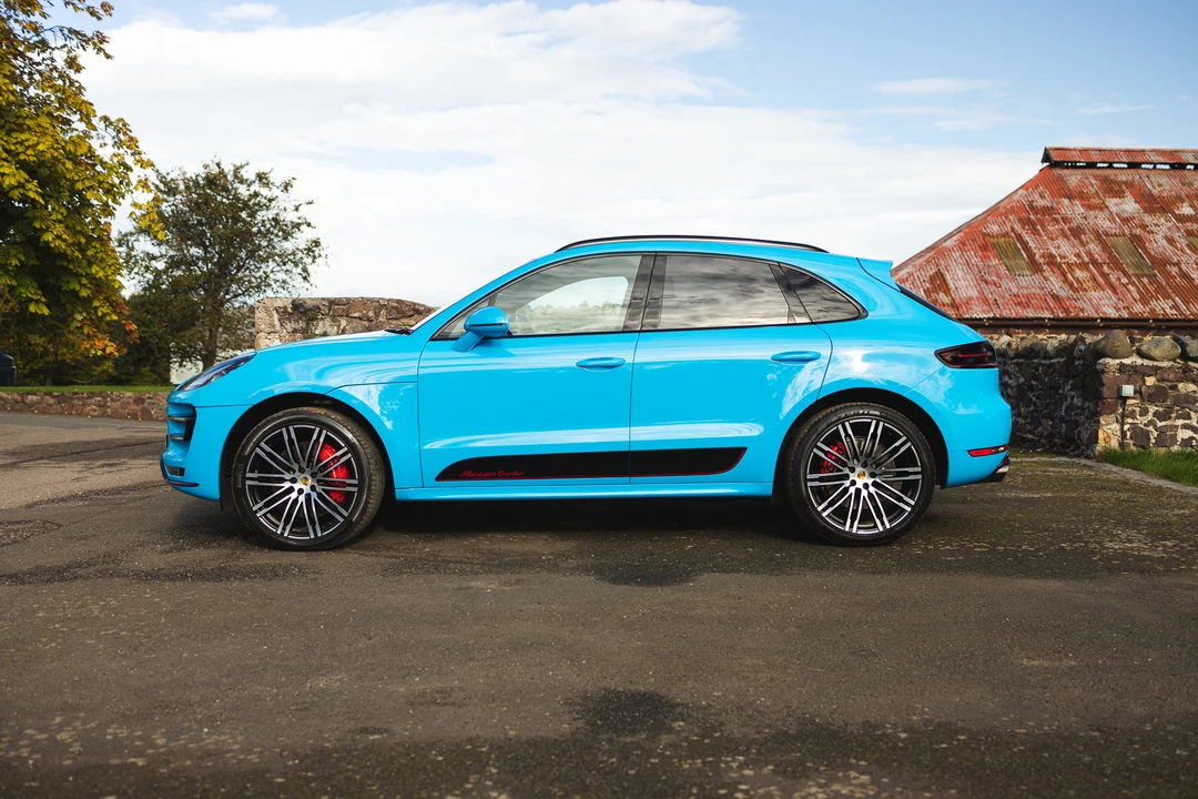 2018 Porsche Macan Turbo - Image 5 of 31