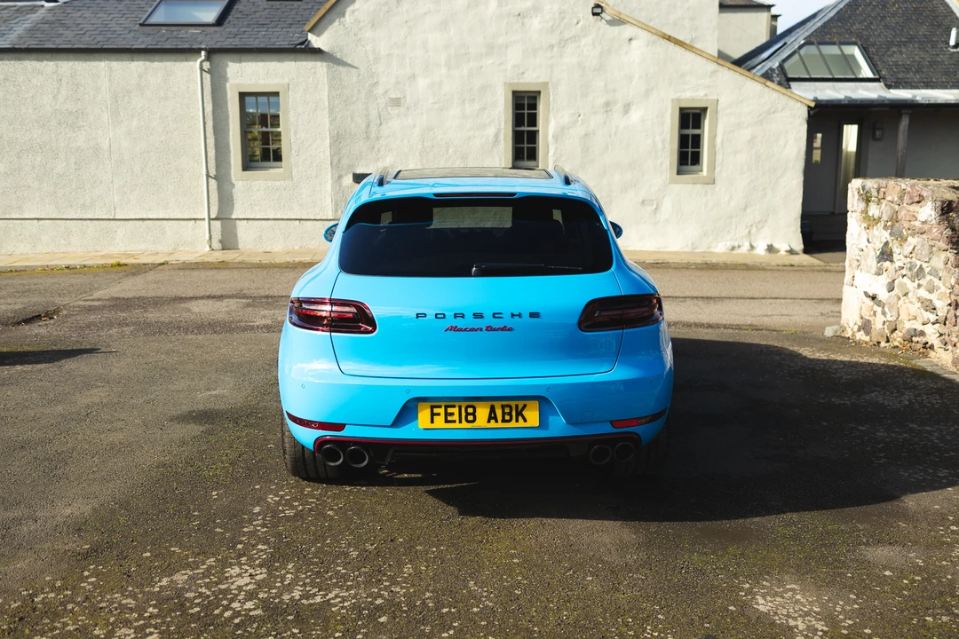 2018 Porsche Macan Turbo - Image 7 of 31